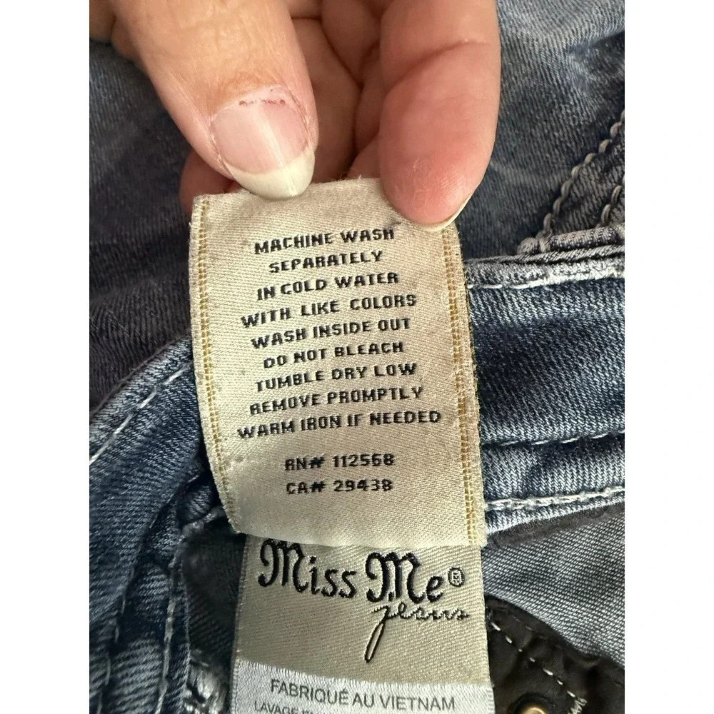 Miss Me Jeans Women's 32 Mid Rise Easy Skinny  Denim Blue